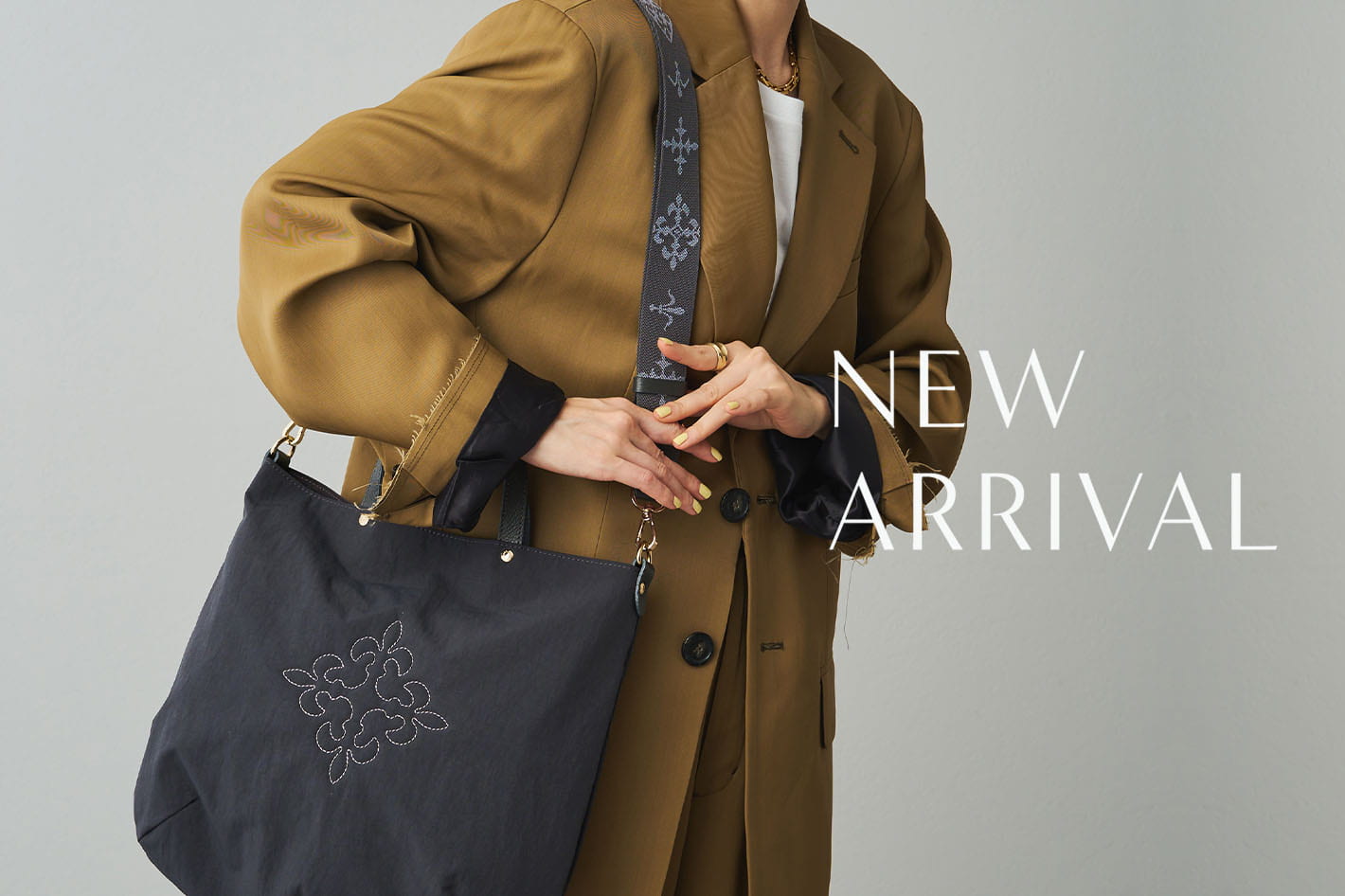 russet ◆NEW ARRIVAL◆モノグラムを新しく楽しむバッグが登場！