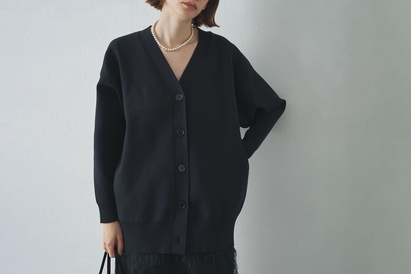 今月の名品 Vol.7 『Loose long knit cardigan』 | Drawing