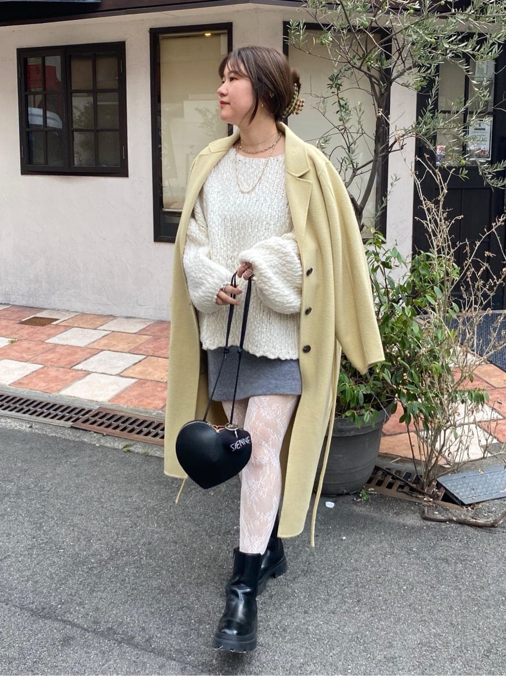 DOUDOU(ドゥドゥ)