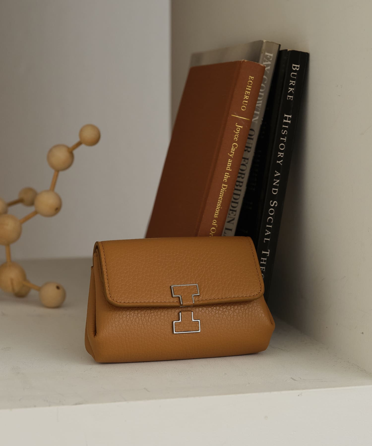 IACUCCI(イアクッチ)