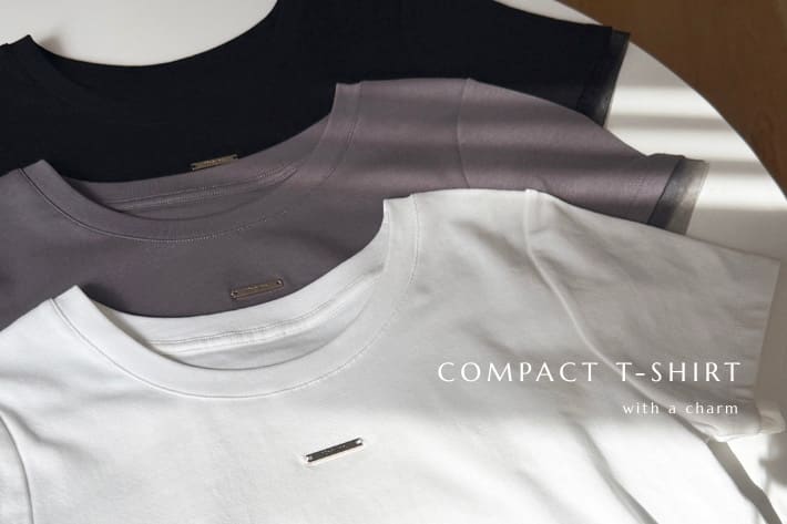 Thevon. 【大人気再入荷！】1枚でおしゃれ見えコンパクトTシャツ
