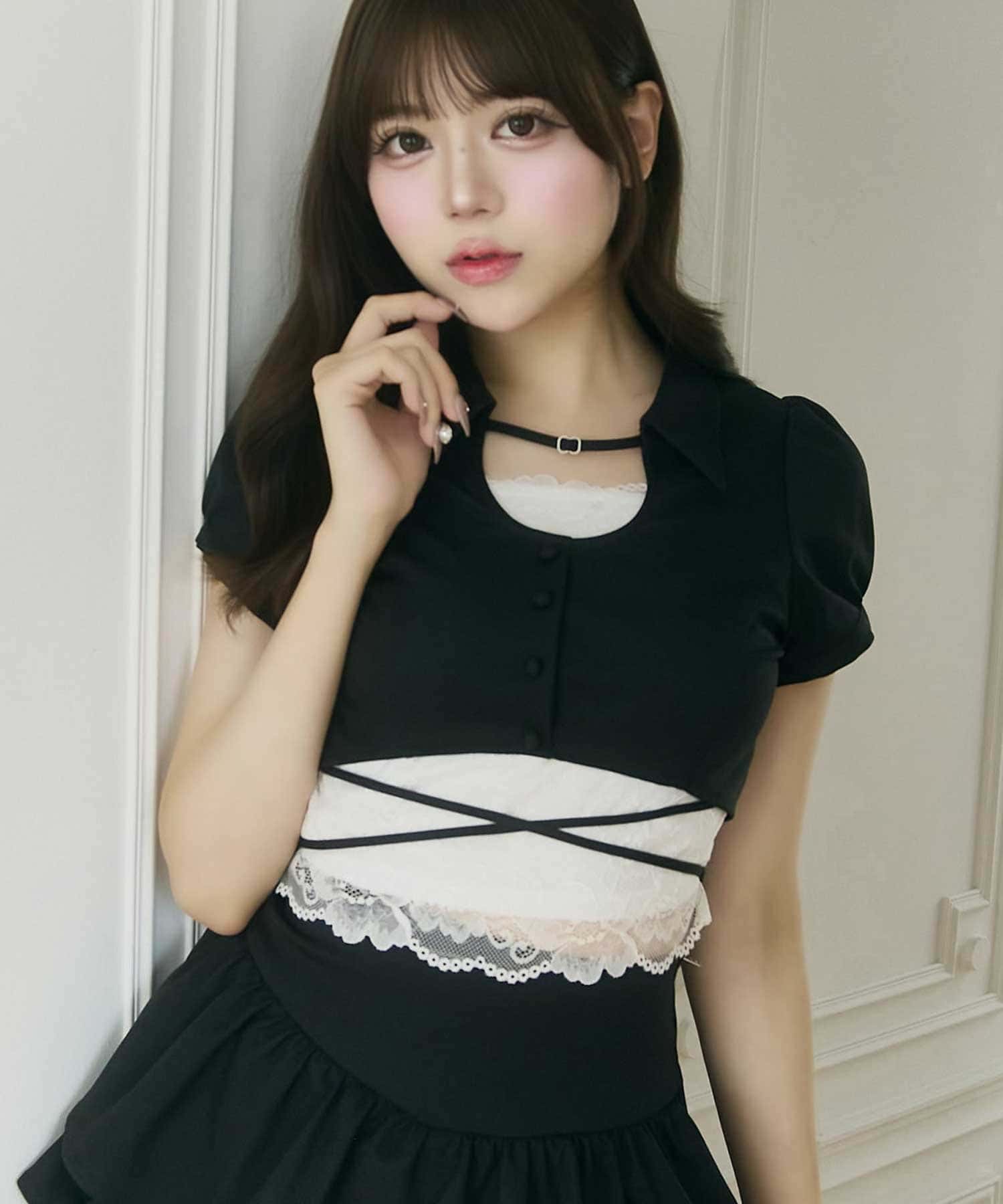 Lace Hem Puff Tops