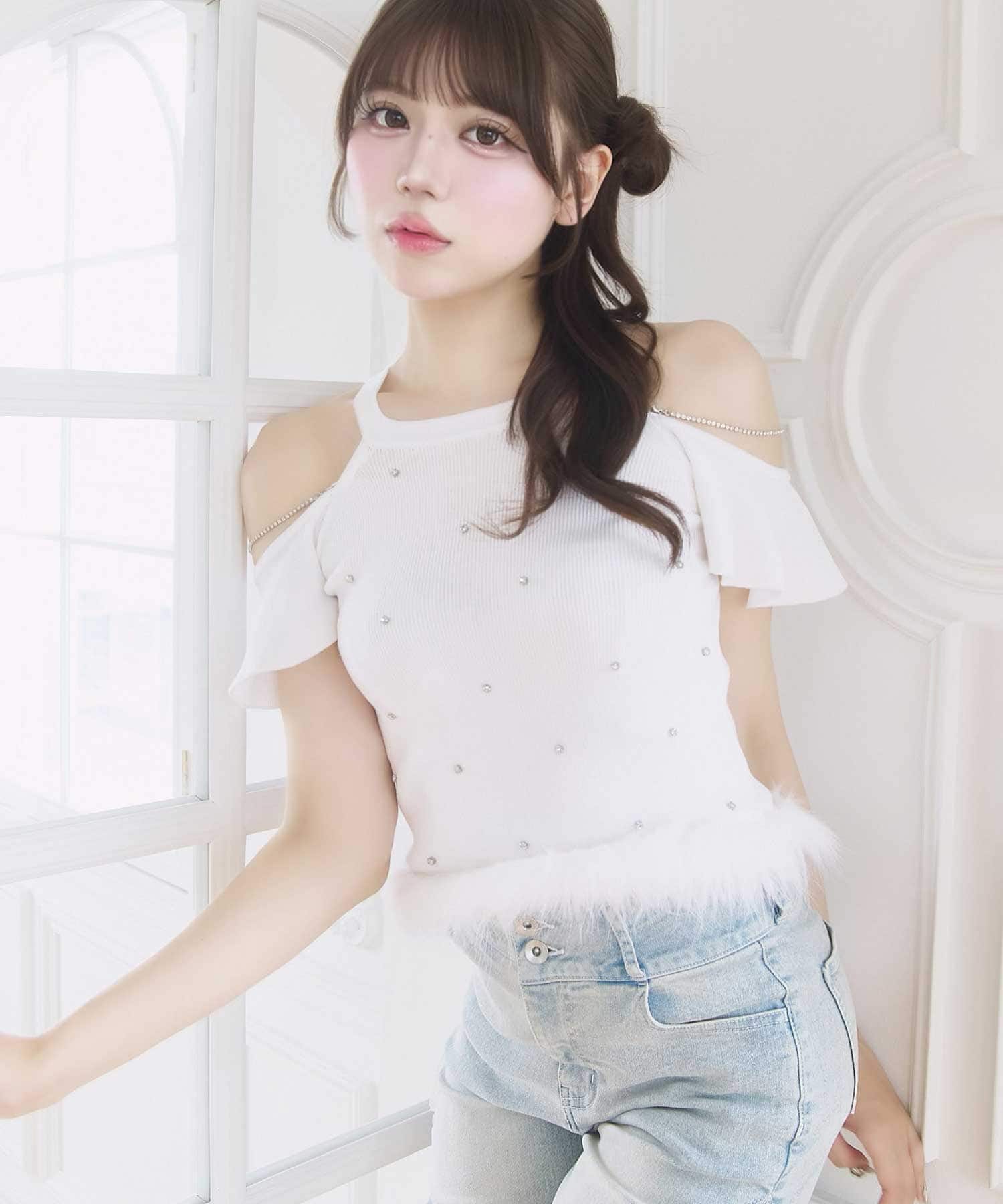 Jewel Ame Sleeve Knit
