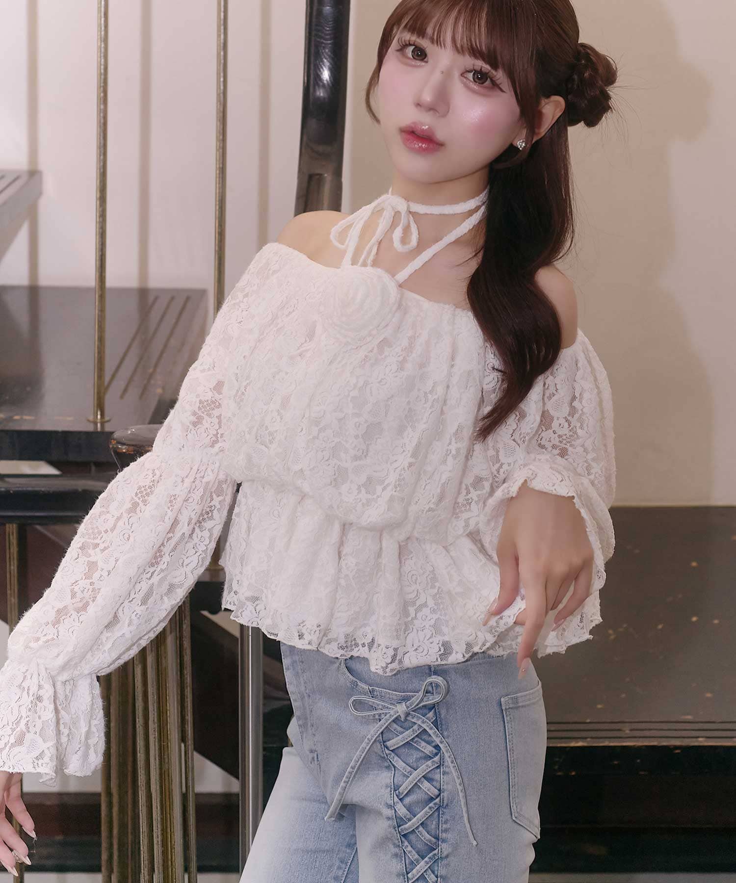 Rose Corsage Balloon Blouse
