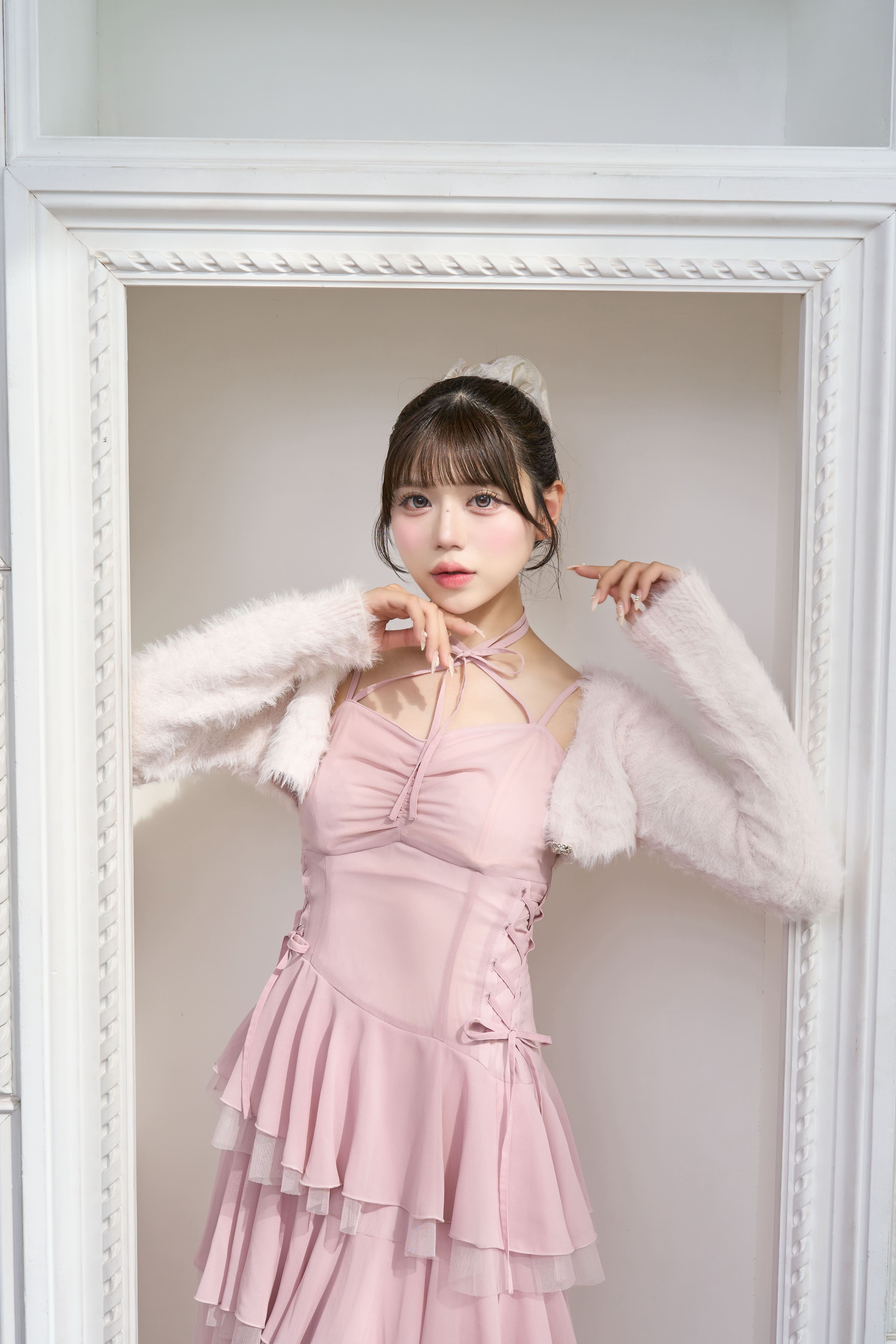 Fur Ribbon Off-shoulder Knit