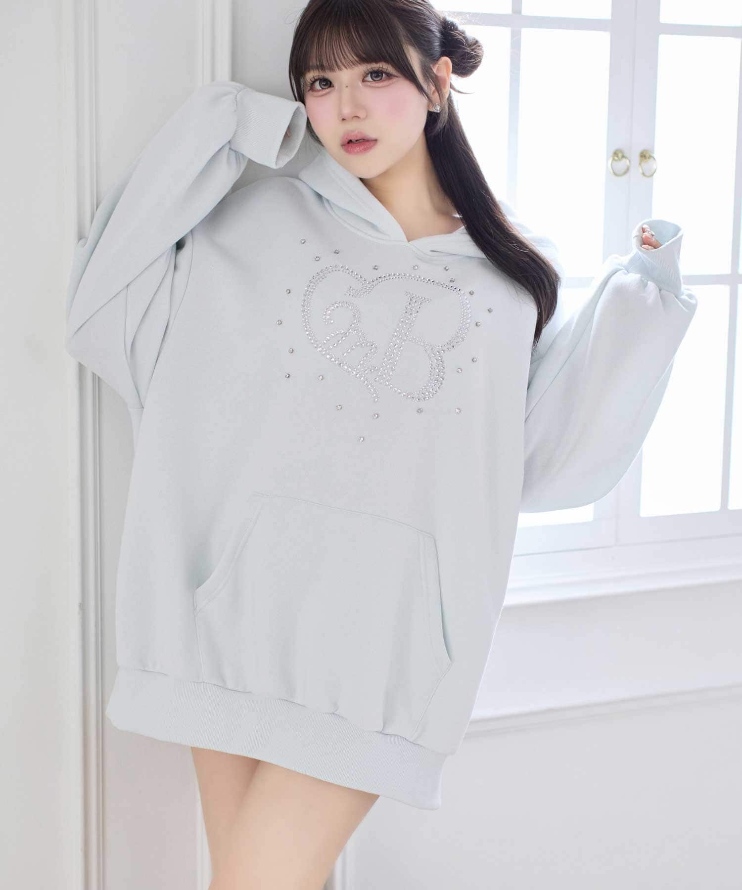 Glitter Heart Logo Pullover