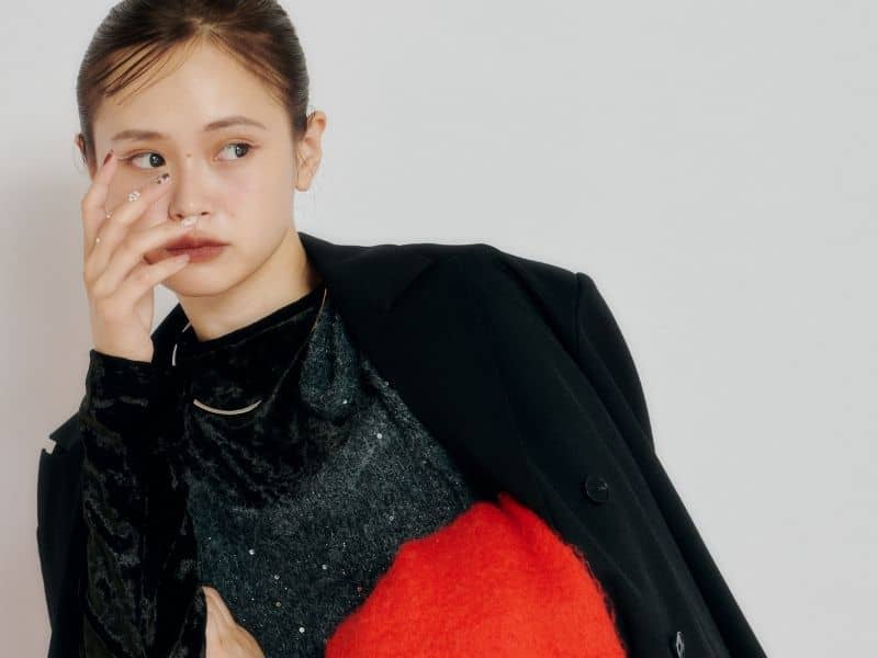 LOOK8