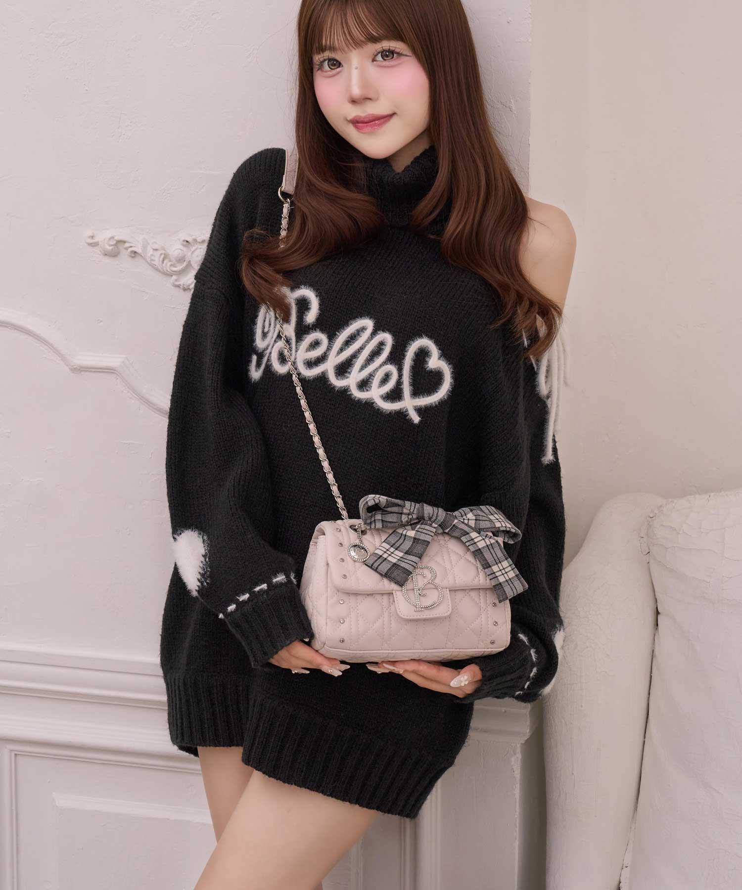 Merry Quilted Shoulder Bag