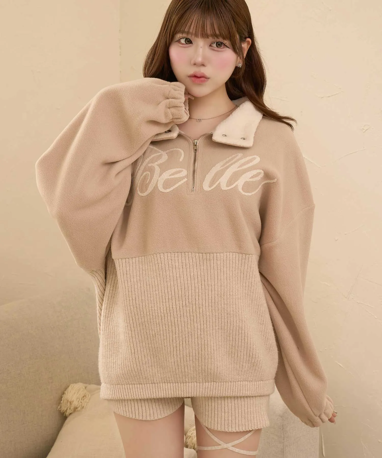 LOOK 01 Sub 2
