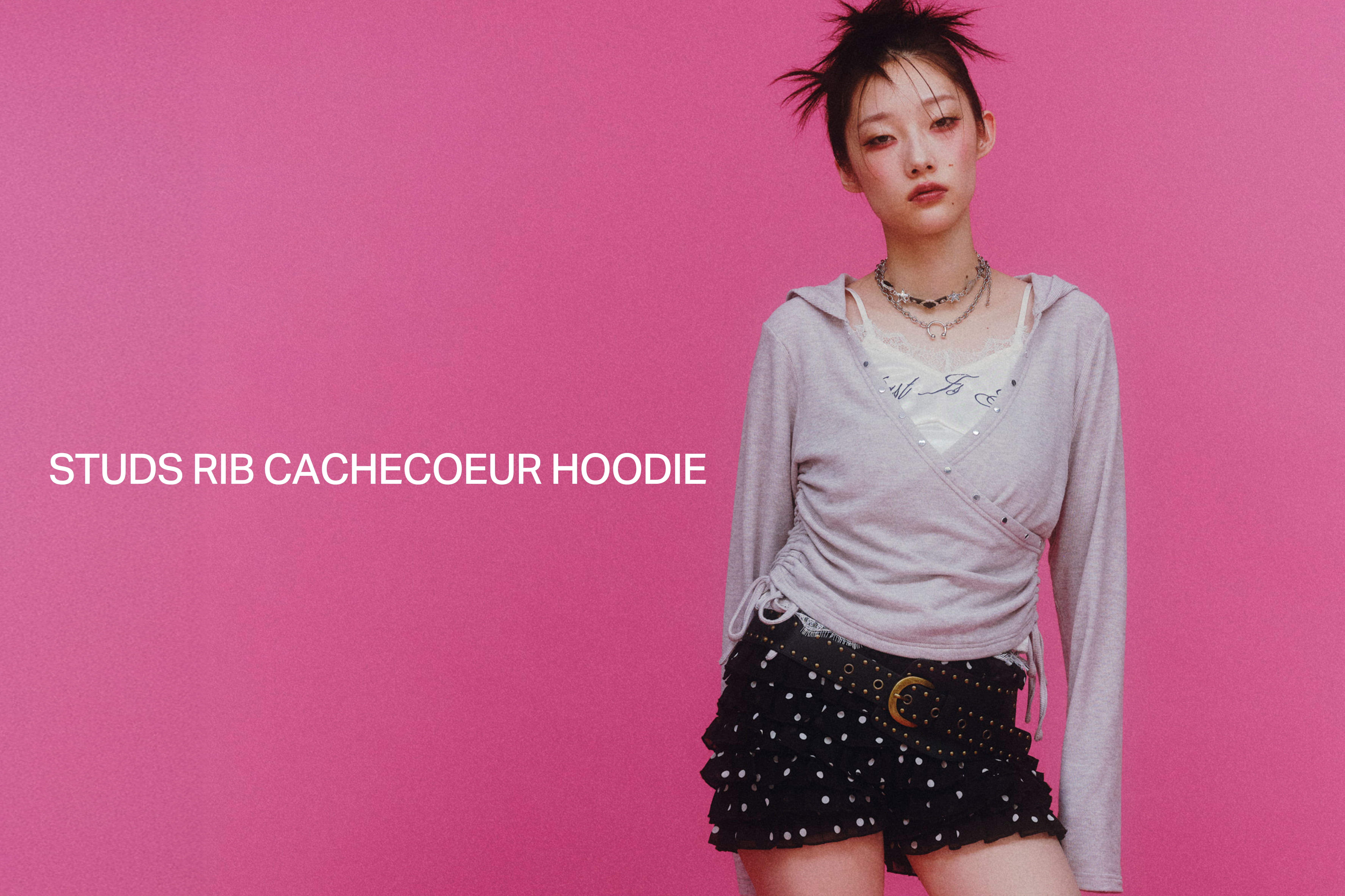 【今トップス買うならこれ！】スタッズカシュクールフーディー