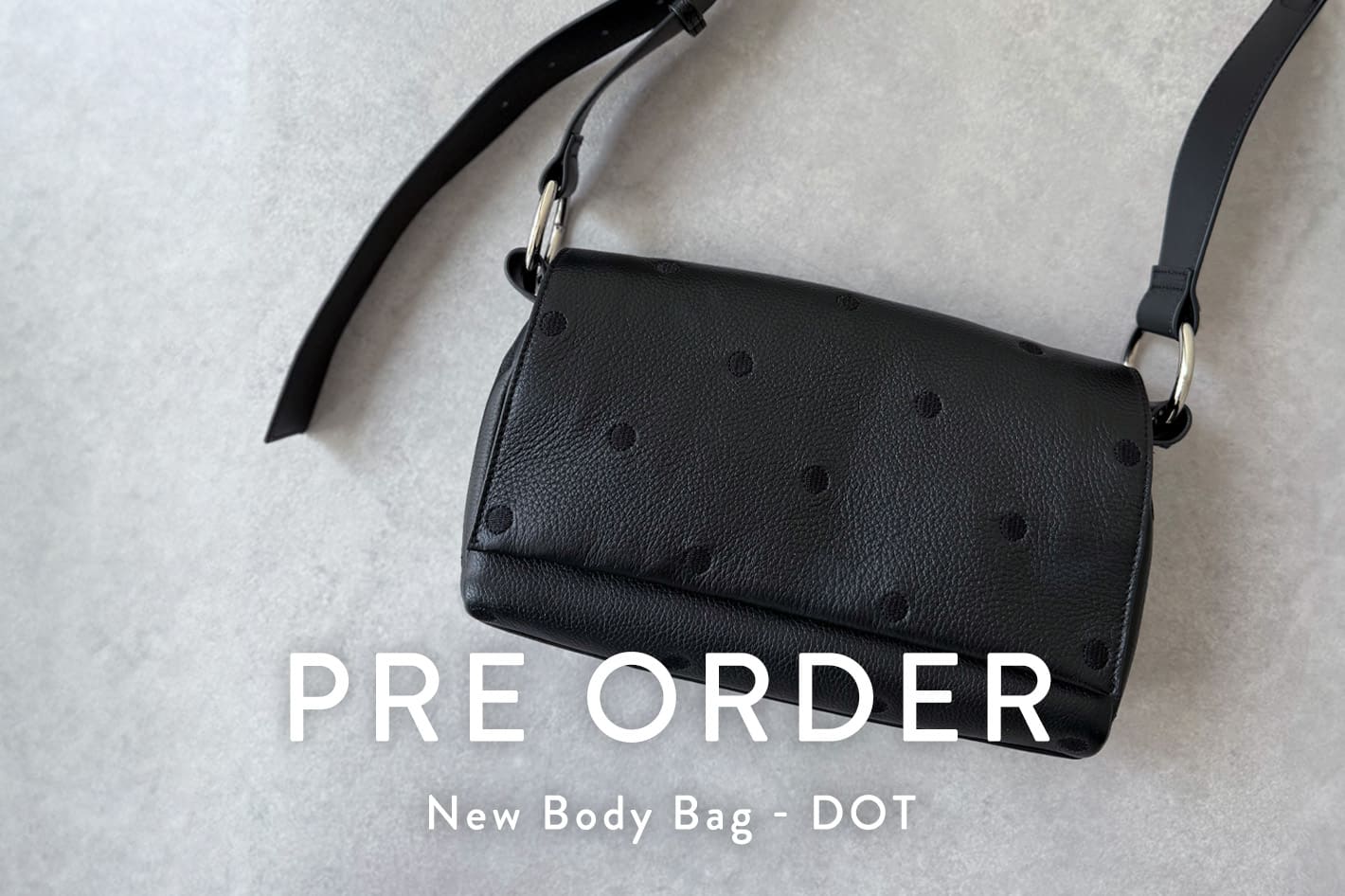 【PRE ORDER】ドットボディバッグ
