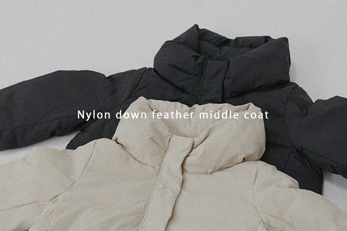 【暖かく上品に】ナイロンダウンフェザーミドルコート