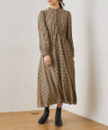 NICE CLAUP / OLIVE des OLIVE OUTLET(ナイスクラップ  / オリーブ デ オリーブ アウトレット) 幾何学柄ワンピース