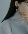 ear PAPILLONNER(イア パピヨネ) 《WEB限定》水牛角リングイヤリング