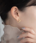 ear PAPILLONNER(イア パピヨネ) ヨリセンフープイヤリング