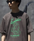 FREDY & GLOSTER(フレディ アンド グロスター) 【Franklin Climbing】ダックスドッグ＆スケートグラフィックテック