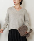 Jena　espace merveilleux(ジェナ　エスパスメルヴェイユ) ラメVネックニット