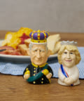 BIRTHDAY BAR(バースデイバー) King Charles and Camilla Salt and Pepper Set