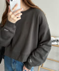 DISCOAT(ディスコート) 【新色追加/WEB限定】袖ロゴ刺繍ショートスウェット