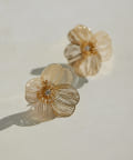 ear PAPILLONNER(イア パピヨネ) WEB限定追加決定！《日本製/ハレの日》お花/すかしフラワーピアス