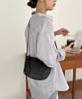 DISCOAT(ディスコート) 【全系統◎/500mlペットボトル・長財布も収納可】ハーフラウンドショルダーバッグ