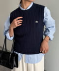 FREDY & GLOSTER(フレディ アンド グロスター) FR刺繍ケーブル柄ニットベスト