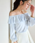 La boutique BonBon(ラブティックボンボン) 【最強愛されニット】スパンコールラッフルオフショルニット