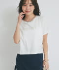 La boutique BonBon(ラブティックボンボン) 【最強愛されパールロゴ】パールモチーフクロップドTシャツ