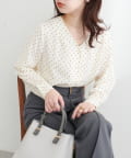 natural couture(ナチュラルクチュール) 【WEB限定】プチプラちびパールとろみブラウス