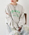 w closet(ダブルクローゼット) 肩スリットロゴスウェット