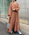 ヴィンテージフラワー柄パイピングティアードワンピース