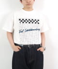 WHO’S WHO gallery(フーズフーギャラリー) 【2サイズ/ユニセックス】FACTチェッカーロゴTEE