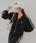 NICE CLAUP / OLIVE des OLIVE OUTLET(ナイスクラップ  / オリーブ デ オリーブ アウトレット) 【春の新作】【OUTLET限定】袖フリルジャージ