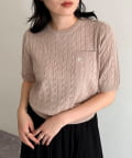 FREDY & GLOSTER(フレディ アンド グロスター) FR刺繍ケーブル柄ポケ付きニットプルオーバー