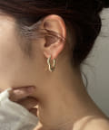 CAPRICIEUX LE'MAGE(カプリシュレマージュ) 〈GOLDY/ゴールディ〉カービーフープピアス