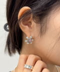 FREDY & GLOSTER(フレディ アンド グロスター) カラーストーンフラワーピアス