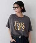 DISCOAT(ディスコート) 【ユニセックス】ヒビワレロゴ箔プリントTシャツ