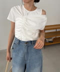新品 未使用タグ無しCAPRICIEUX LE'MAGE アシメギャザーTシャツ 即完につき再入荷/新色ブラウン】アシメギャザーTシャツ