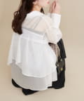 【新品未使用】完売 ナチュラルクチュール バックフレアシャツ 白 大人ナチュ】バックフレアシャツ | natural couture(ナチュラル