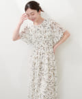 natural couture(ナチュラルクチュール) 【WEB限定】変形シャーリングフレアスリーブワンピース