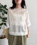FREDY & GLOSTER(フレディ アンド グロスター) MADE INDIA コットンネットザリ刺繍プルオーバーブラウス