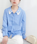 NICE CLAUP / OLIVE des OLIVE OUTLET(ナイスクラップ  / オリーブ デ オリーブ アウトレット) 【natural couture】お花モチーフ衿ブラウス