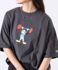 FREDY & GLOSTER(フレディ アンド グロスター) 【MICKEY×DISCUS ATHLETIC】コラボ プリント 半袖Tシャツ