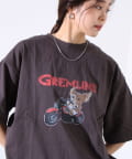 FREDY & GLOSTER(フレディ アンド グロスター) 【WARNER×DISCUS ATHLETIC】コラボ プリント 半袖Tシャツ