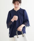 natural couture(ナチュラルクチュール) 【WEB限定】衿2WAYレースカフスブラウス