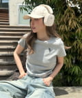 RAY CASSIN(レイカズン) 胸刺繍サイドギャザーTシャツ