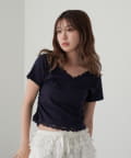 RAY CASSIN(レイカズン) レースVネックギャザーコンパクトTシャツ