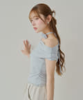 Chico(チコ) 【5色展開】ローズチョーカー付ワンショル裾レースT
