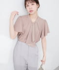 natural couture(ナチュラルクチュール) ゴールドバー付きボウタイブラウス