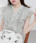 natural couture(ナチュラルクチュール) 【SNSで大人気/新色追加】ラッフルフリルキーネックブラウス
